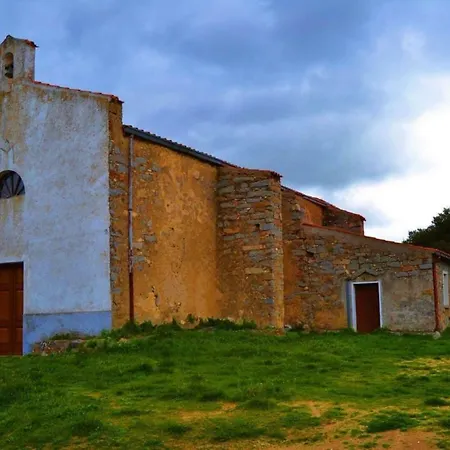 Oasi Tepilora Bed and Breakfast