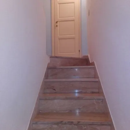 Oasi Tepilora Bed & Breakfast *